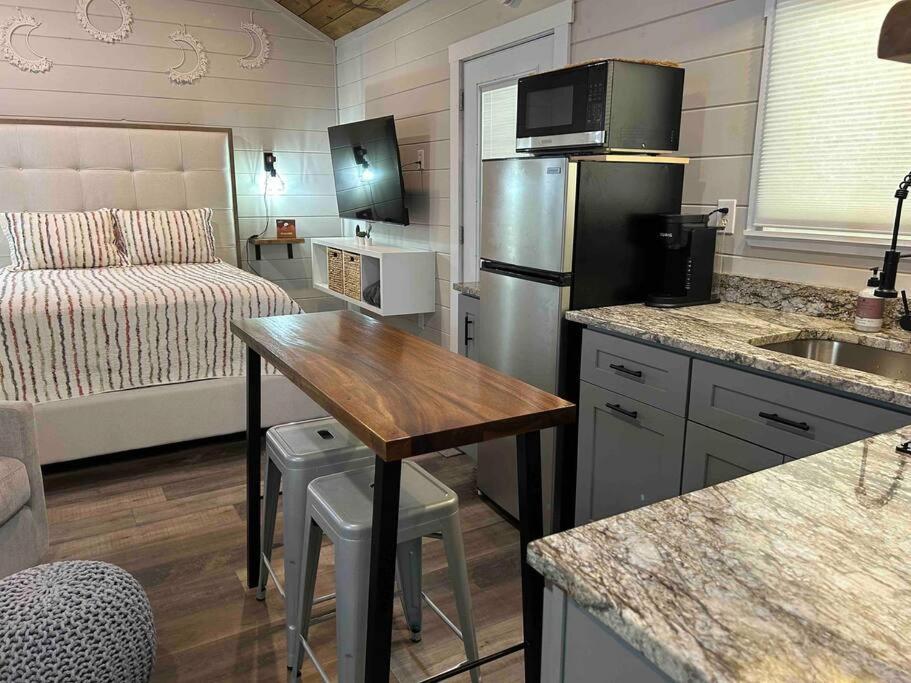 Blissful Nook Tiny Home ~ Cozy Retreat W/ Hot Tub; Near Town And Deep Creek Bryson City Eksteriør bilde